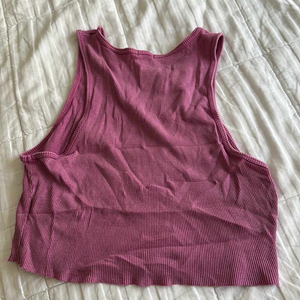 Garage Cropped Tank - Picture 3 of 3